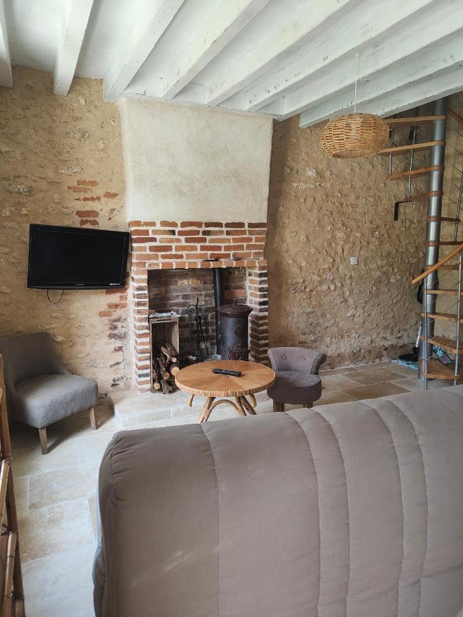 La Petite Maison Dans La Foret Gy-en-Sologne Eksteriør billede