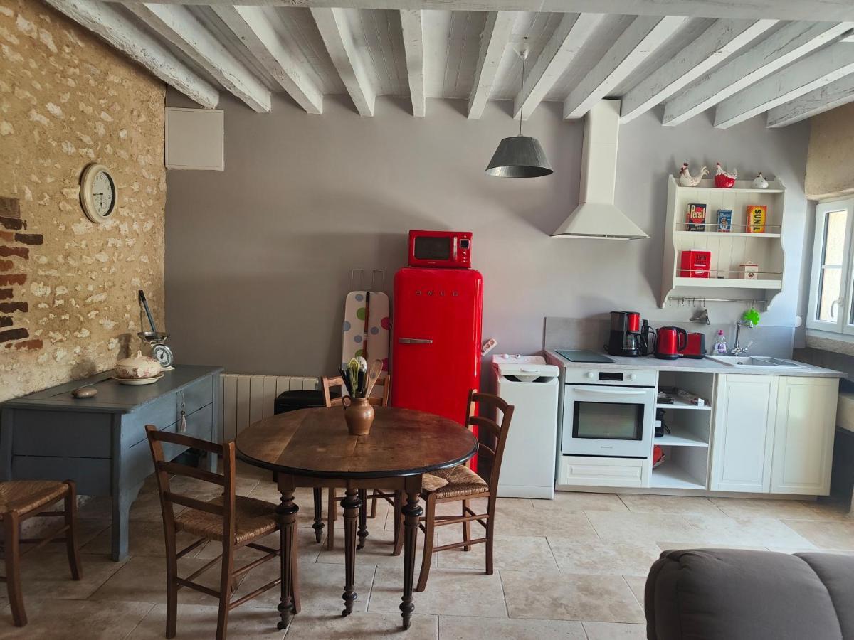 La Petite Maison Dans La Foret Gy-en-Sologne Eksteriør billede